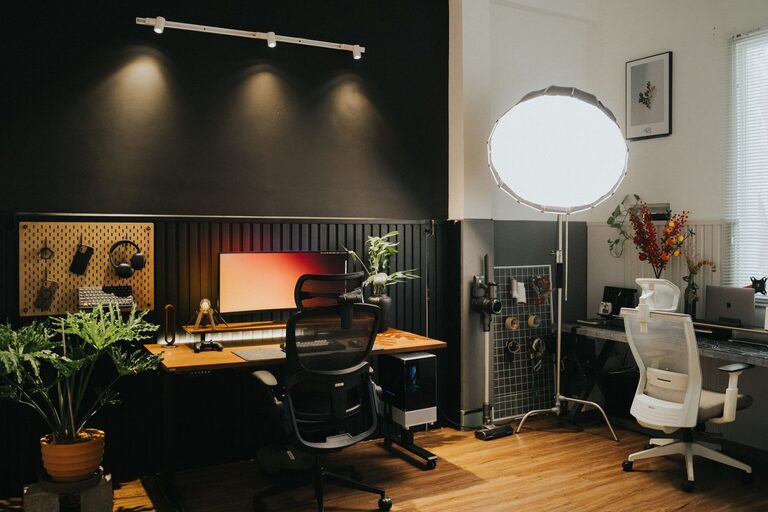Tips for Creating an Organized and Productive Home Office Space